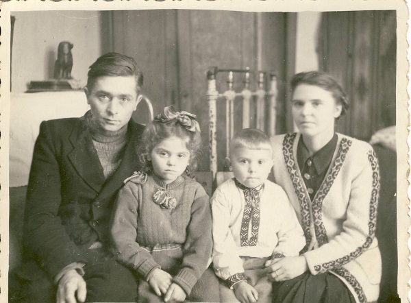 Нажмите на изображение для увеличения.

Название:	Тёща и тесть.jpg
Просмотров:	1
Размер:	96.7 Кб
ID:	10145807