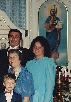 Нажмите на изображение для увеличения.

Название:	v cerkvi.jpg
Просмотров:	1
Размер:	117.9 Кб
ID:	10154989