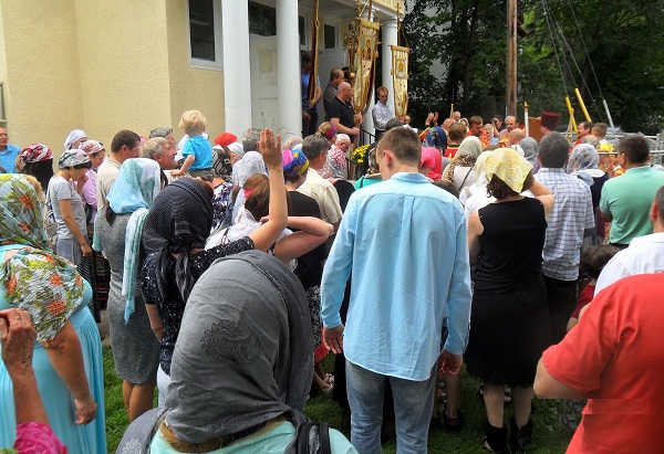 Нажмите на изображение для увеличения.

Название:	Прихожане 600.jpg
Просмотров:	1
Размер:	153.7 Кб
ID:	10155750