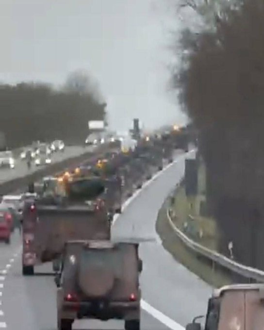 Нажмите на изображение для увеличения.

Название:	image.png
Просмотров:	34
Размер:	254.7 Кб
ID:	10664950