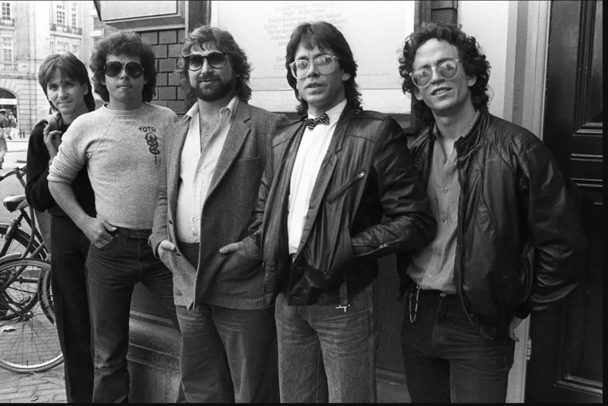 Нажмите на изображение для увеличения.

Название:	Toto.jpg
Просмотров:	31
Размер:	117.5 Кб
ID:	10669241