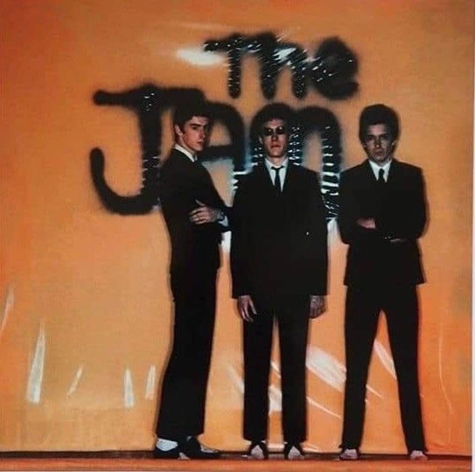 Нажмите на изображение для увеличения.

Название:	The Jam.jpg
Просмотров:	20
Размер:	91.1 Кб
ID:	10747519