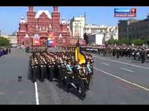 Нажмите на изображение для увеличения.

Название:	На параде.jpg
Просмотров:	1
Размер:	54.7 Кб
ID:	10155652