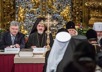 Нажмите на изображение для увеличения.

Название:	Порошенко собор.jpg
Просмотров:	1
Размер:	106.5 Кб
ID:	10147656