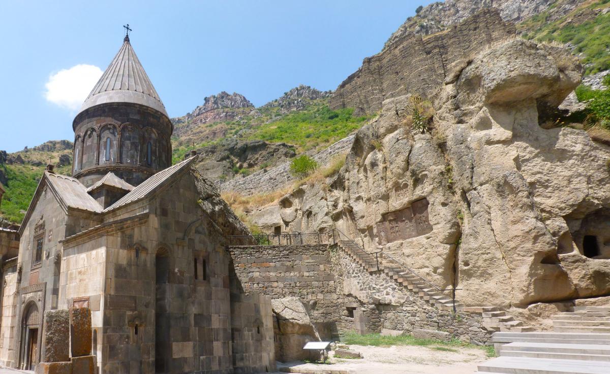 Нажмите на изображение для увеличения.

Название:	Geghard-Monastery-Armenia.jpg
Просмотров:	2
Размер:	179.7 Кб
ID:	10151239